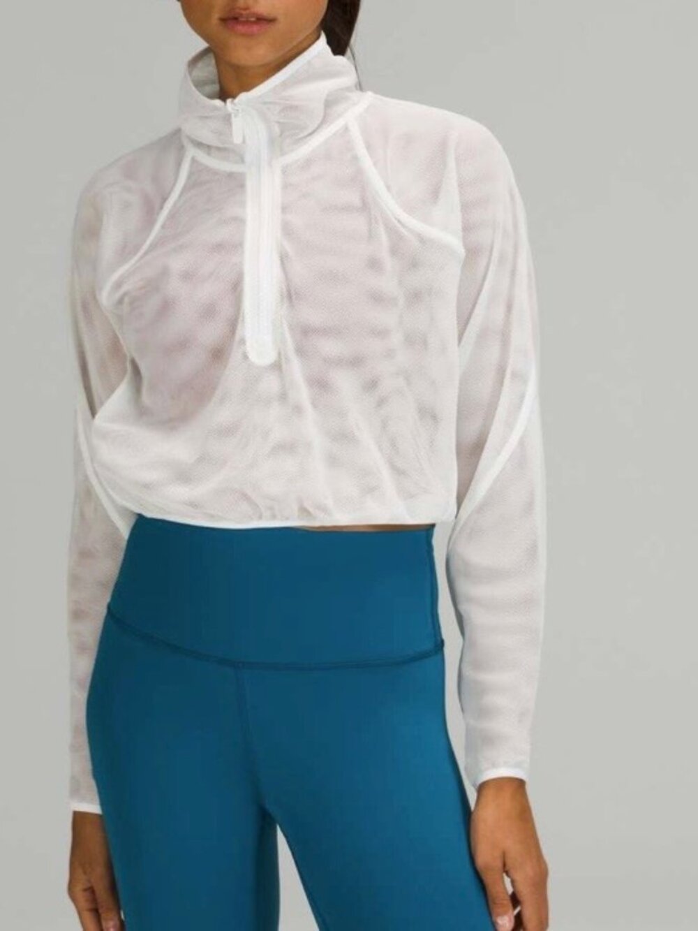 Lululemon Women's Reversible Mesh Half-Zip Cropped Pullover Tops, White, Size 8